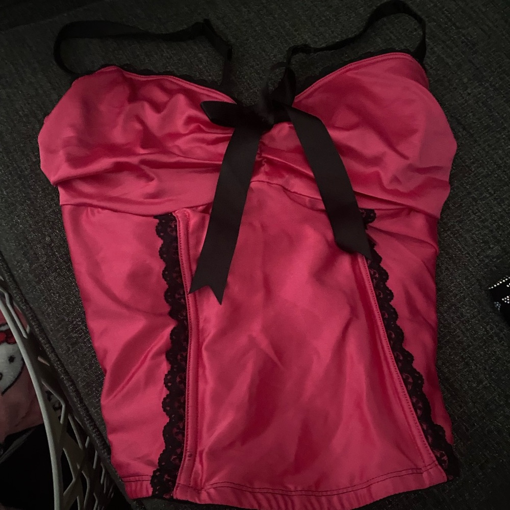 Elegant Pink Tank Top with Black Lace